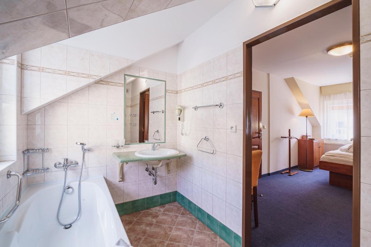 Francis Spa Hotel Františkovy Lázně المظهر الخارجي الصورة