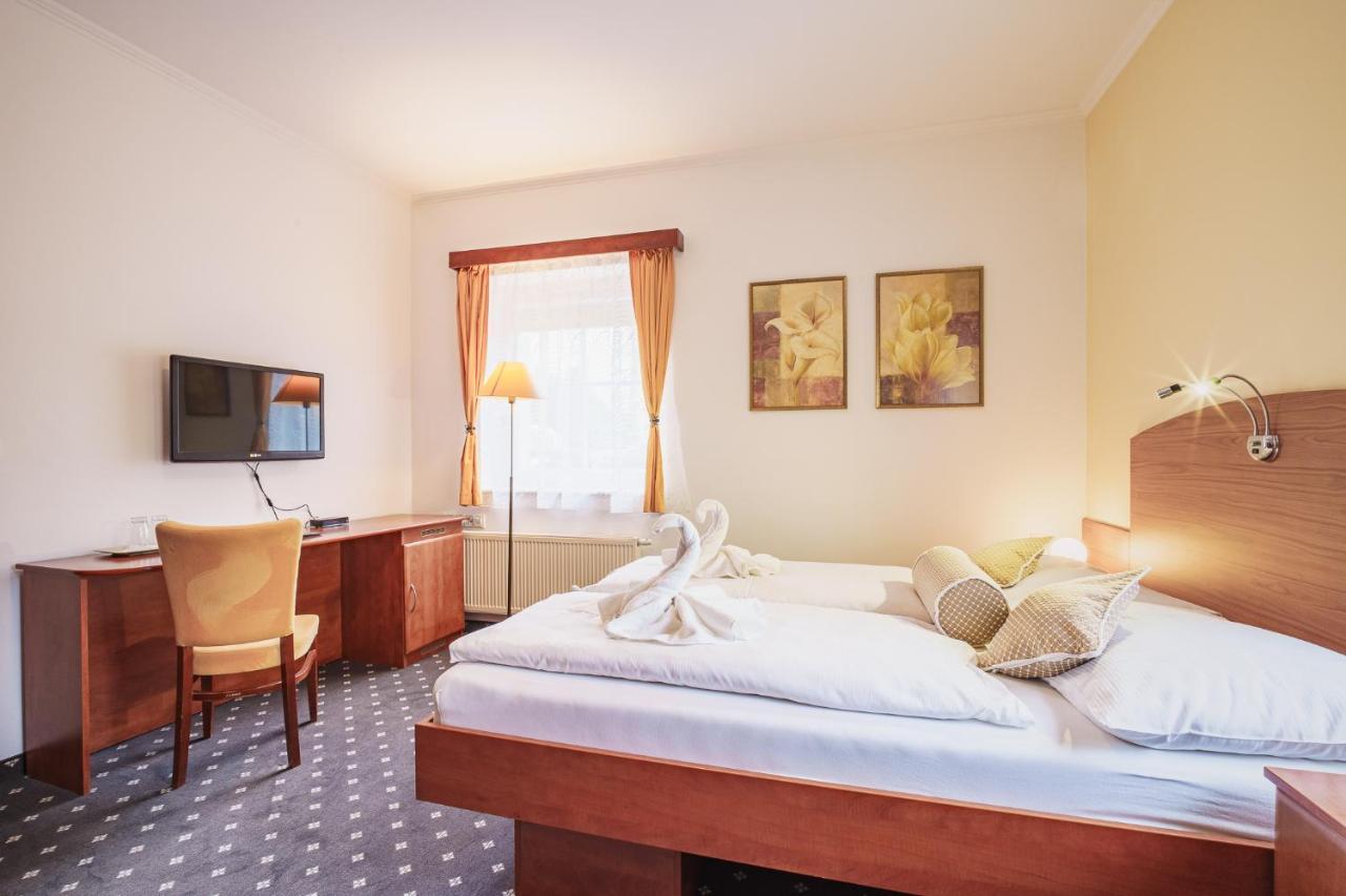 Francis Spa Hotel Františkovy Lázně المظهر الخارجي الصورة