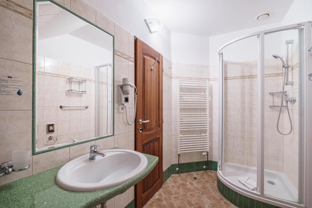 Francis Spa Hotel Františkovy Lázně المظهر الخارجي الصورة